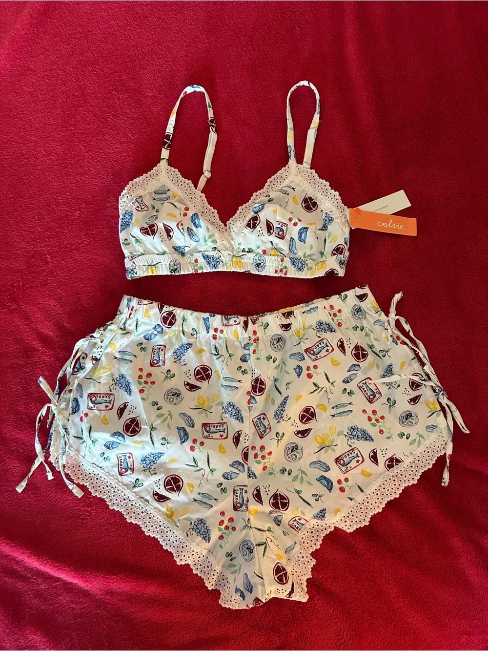 NWT Colsie Women’s White Floral Lace-Trim Bralette & Shorts Set    Size Small - Picture 3 of 6
